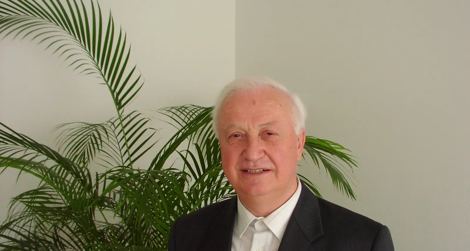Morto don Salvatore Tonini di Storo, ucciso dal virus, aveva 84 anni, il dolore della diocesi di Bolzano