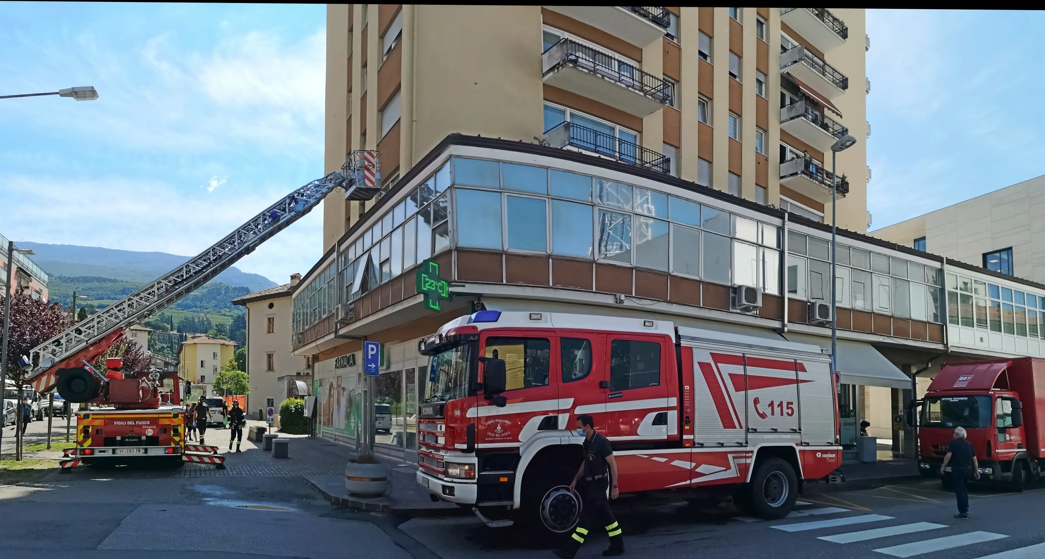 Allarme fuga di gas: due interventi delicati in via Don Rossaro