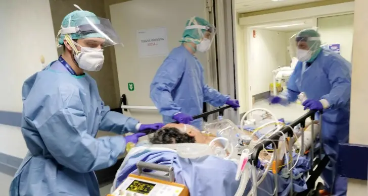 I sanitari contagiati? Sono 185 e l'Azienda Sanitaria pensa già a ripartire con le sale operatorie
