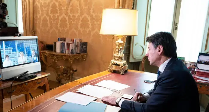 L'Europa dice sì a Conte sul fondo da 1.500 miliardi per l'emergenza economica
