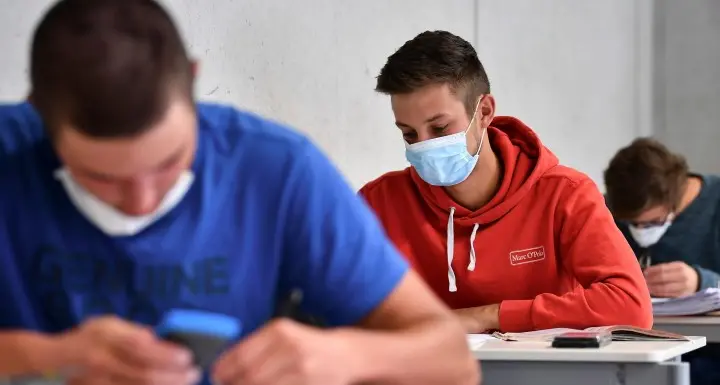 Scuola, niente esami di recupero a settembre Tutti i voti pubblicati sui siti delle scuole