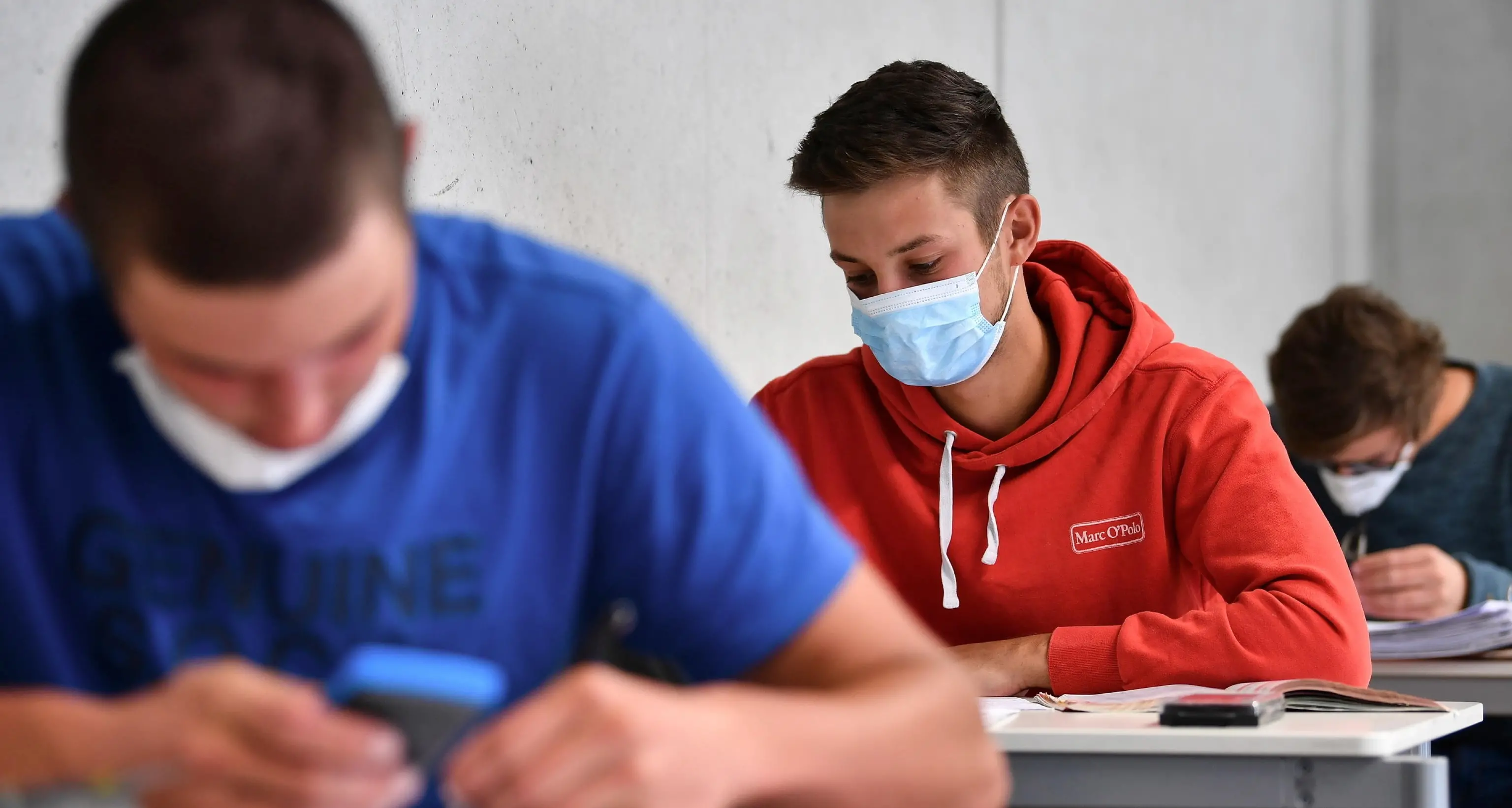 A scuola tutti i giorni ma con i turni Trento a \"caccia\" di 90 aule in più Lezioni a rotazione mattina e pomeriggio