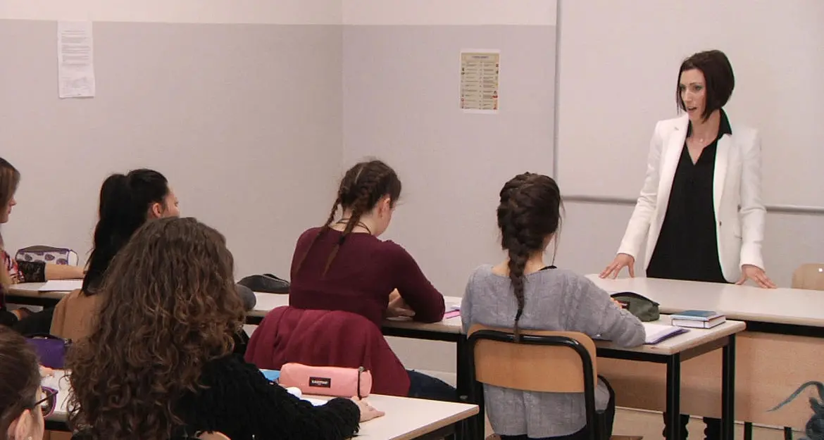Esame finale solo orale e con commissari «interni» per la formazione professionale