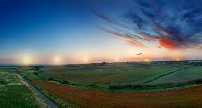 Il cielo di marzo saluta la primavera con la Superluna