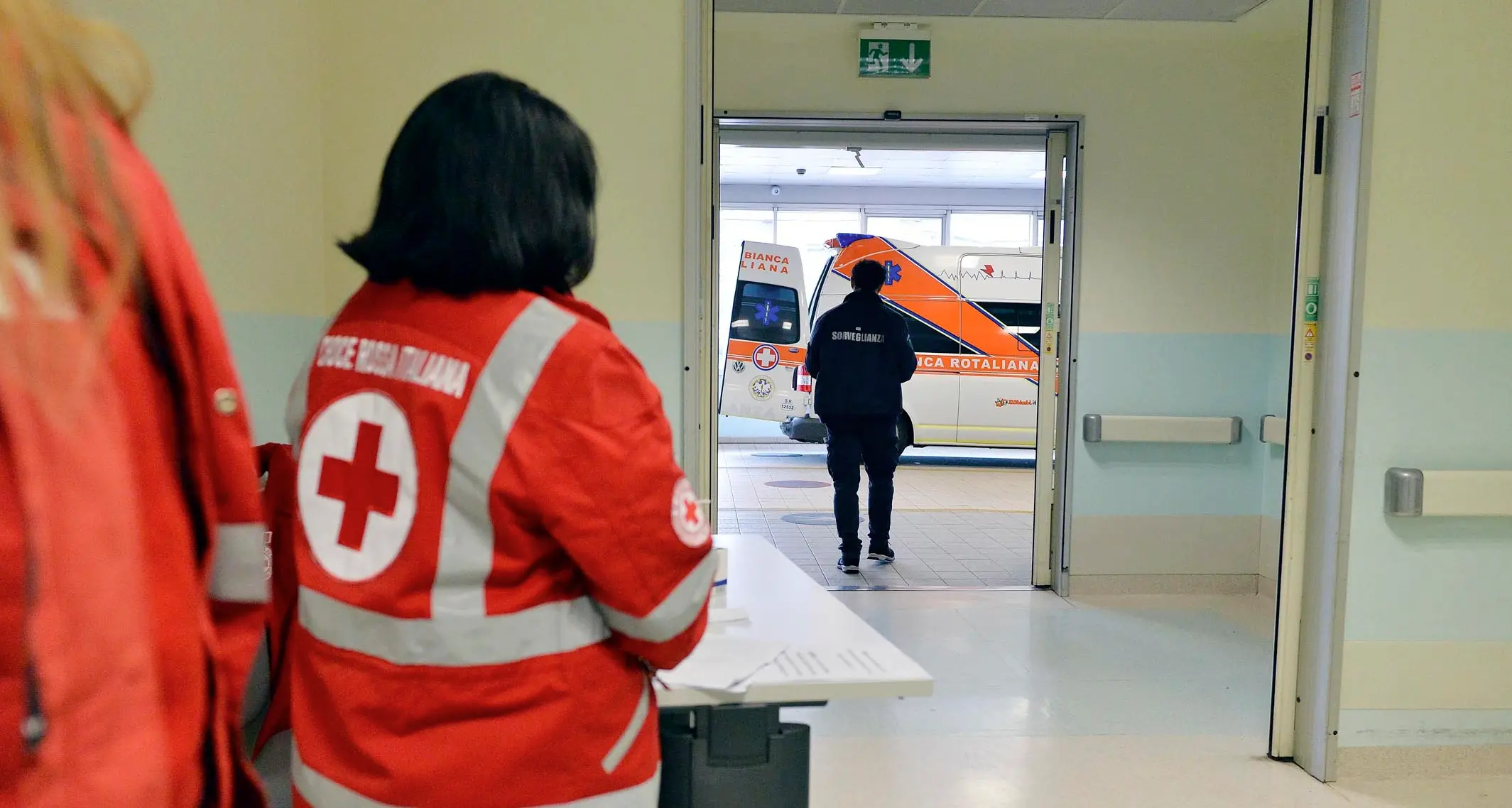Santa Chiara, polemica su 14 sanitari in quarantena Allarme dei sindacati: «Qualcosa non ha funzionato» L'Azienda replica: «Al contrario, gestione impeccabile»