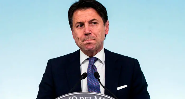 Il premier Conte attacca Salvini e Meloni sugli aiuti europei: \"Voi contro l'Italia\" e dice no alla patrimoniale proposta dal Pd
