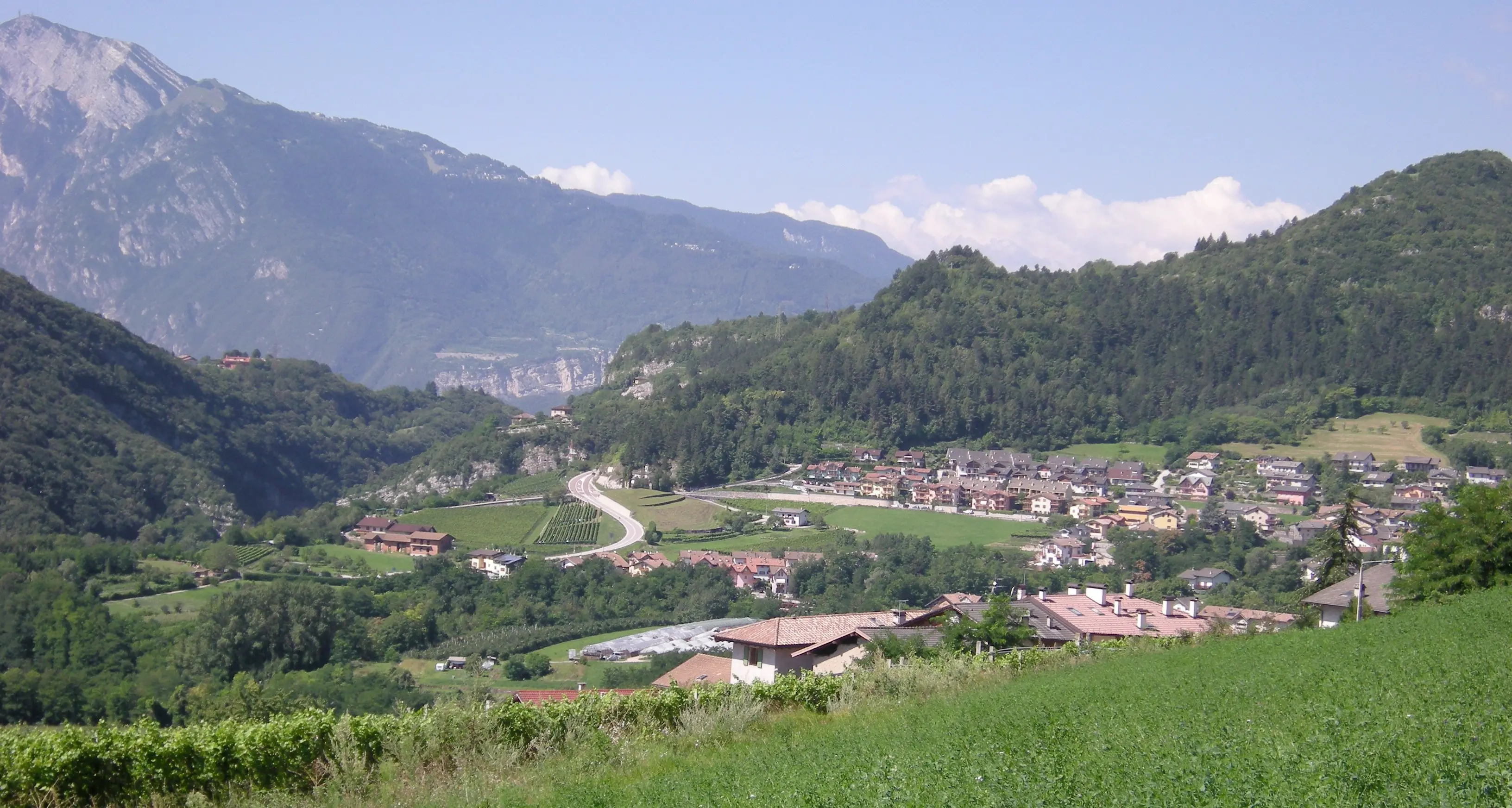 Elettrodotto, critiche al nuovo tracciato per il tratto fra Pergine e Civezzano «Pesante l'impatto sul paesaggio»
