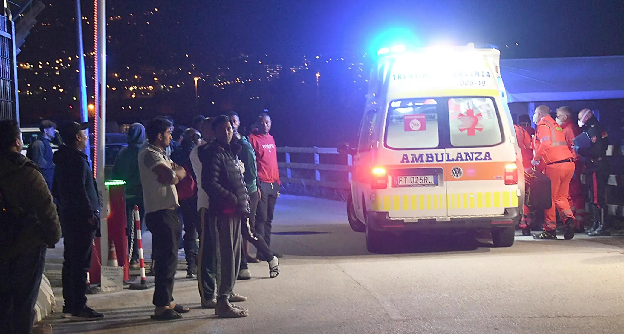 Accoltellato in via al Desert: in cella finisce un minorenne