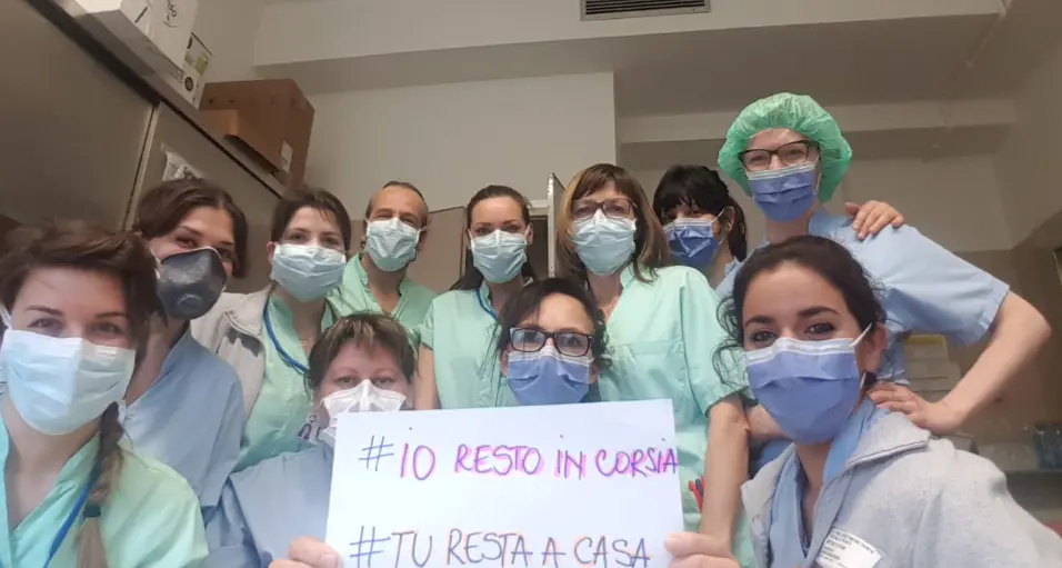 Geriatria in prima linea fa un appello: «#Io resto in corsia, #tu resta a casa»