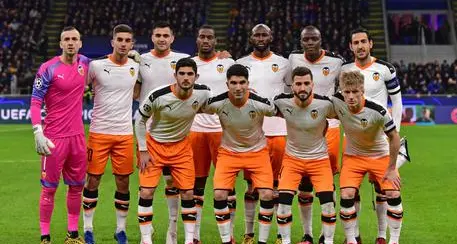 Virus: il 35% dei giocatori del Valencia sono positivi giocarono a Milano il 19 febbraio