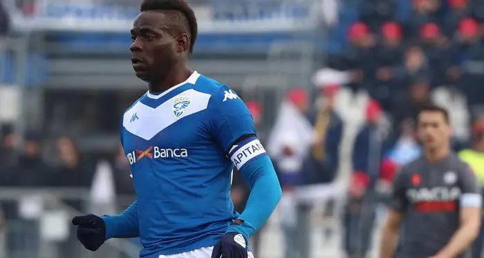 Sexy ricatto a Balotelli: indagata una ragazza per tentata estorsione