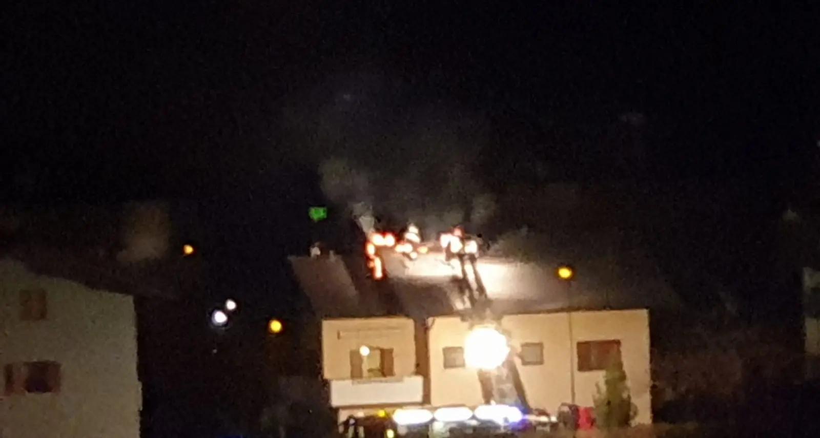 Pergine: tetto in fiamme nella strada del Mani