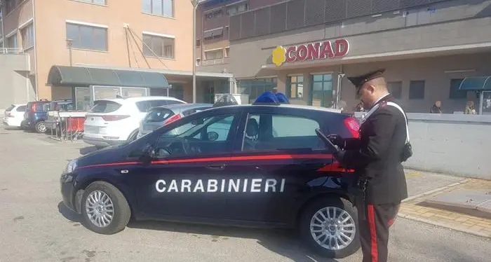 Rapine nei supermercati: presa banda di 70enni