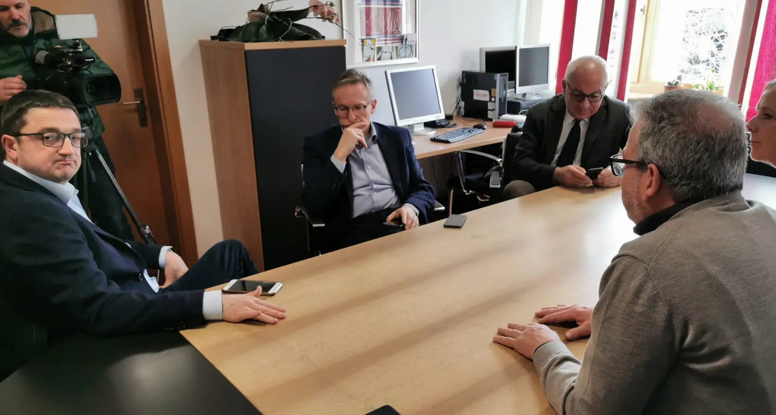 Fai della Paganella: Fugatti in visita, dai tre infetti \"contatti minimali\" - VIDEO