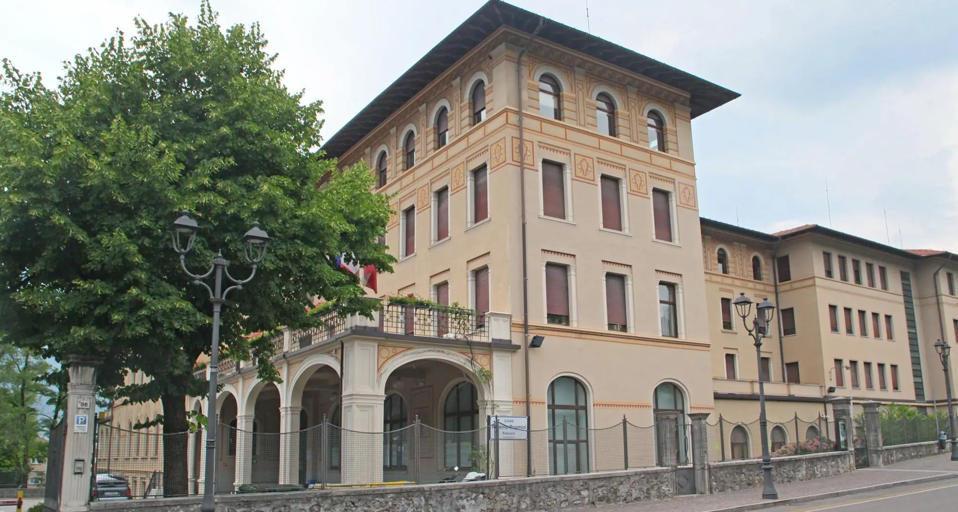 Tubercolosi: dopo il caso al liceo Rosmini di Rovereto controlli preventivi a scuola
