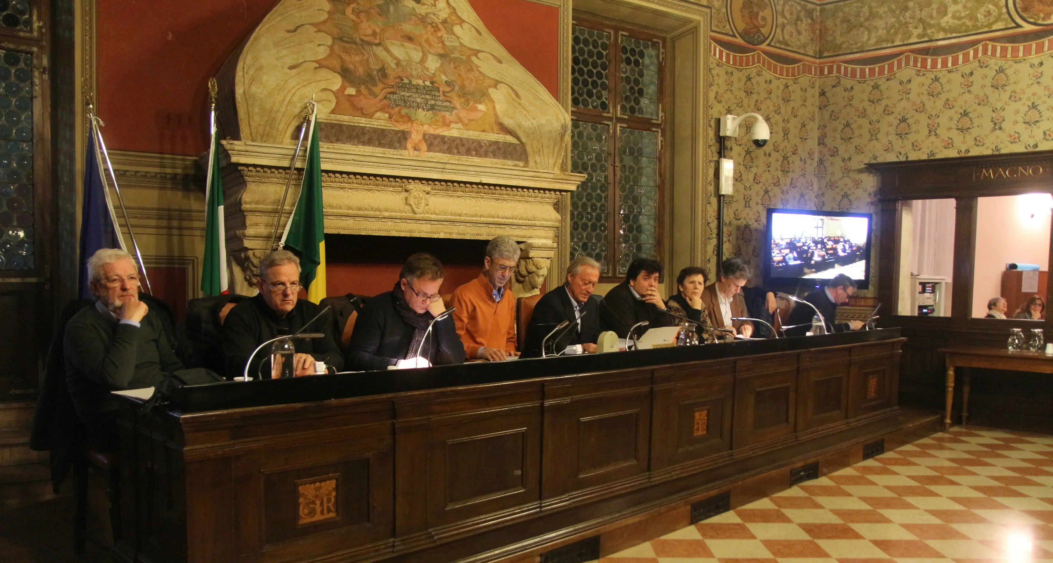 Il Consiglio comunale in cifre: 200 sedute, 780 ore di lavoro oltre 320 interrogazioni