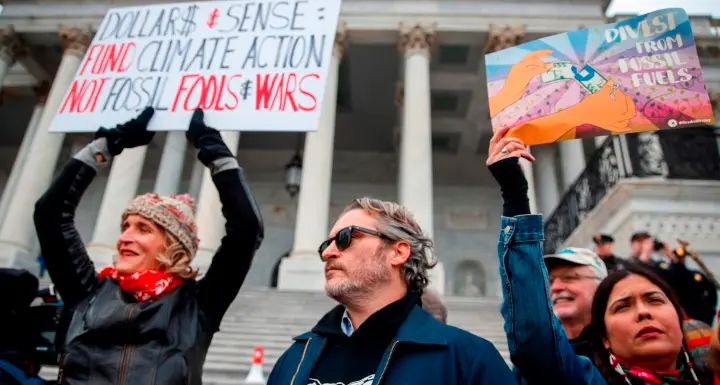 Clima: Phoenix \"Joker\" arrestato per proteste davanti a Capitol Hill