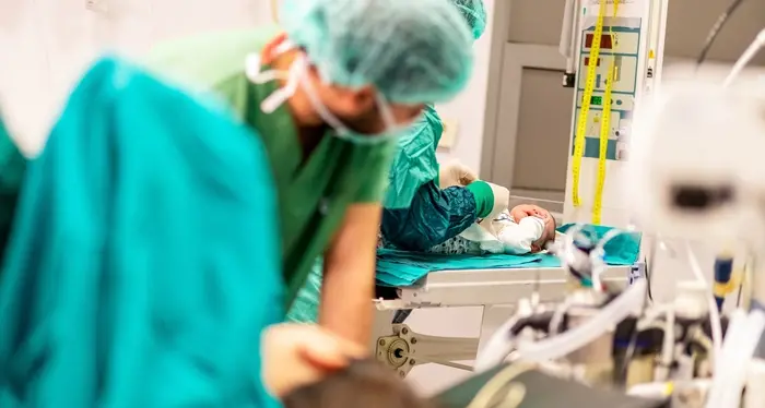 Un parto da record: decimo figlio con quinto cesareo