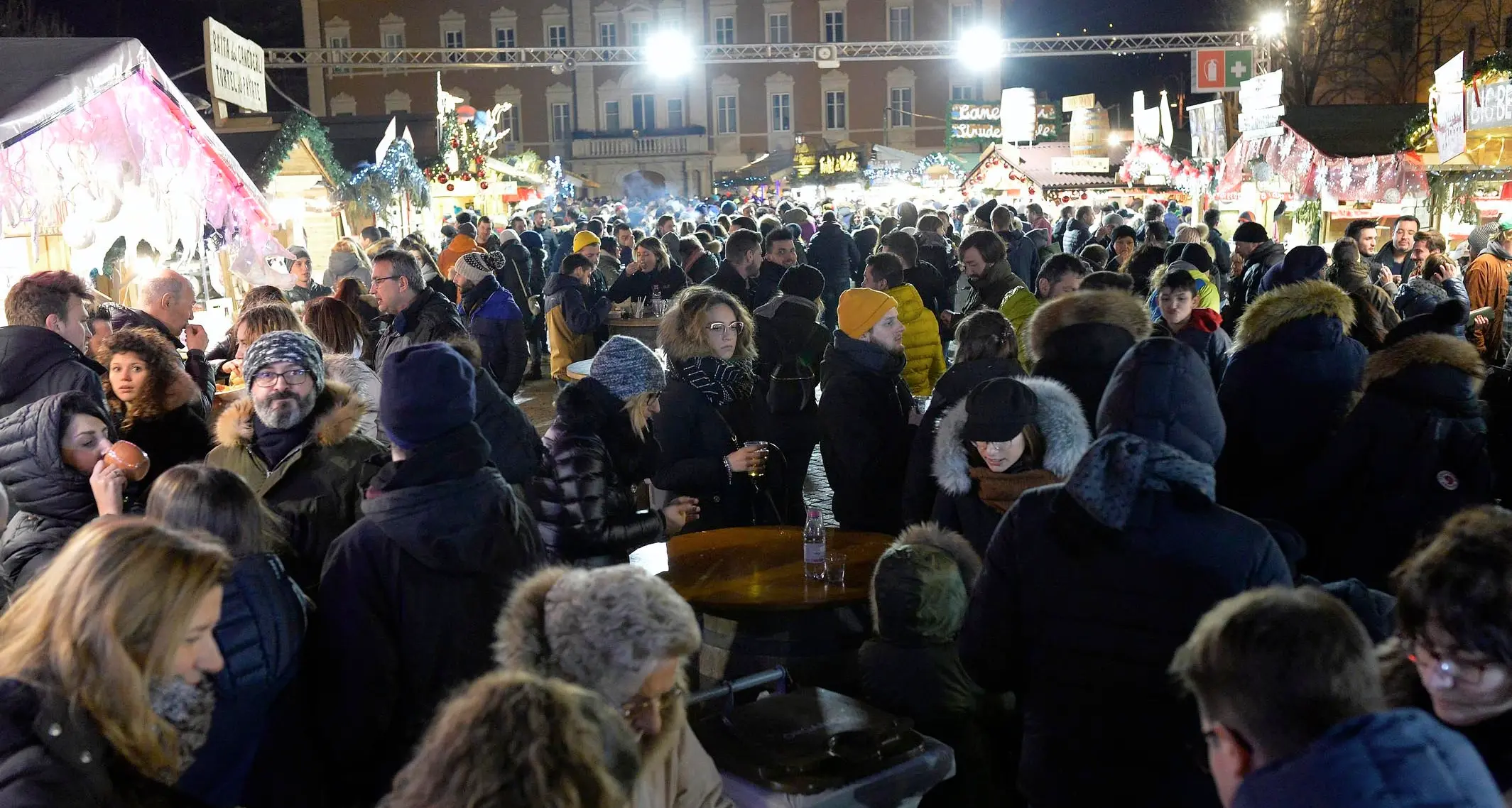 Trento: torna domani la notte bianca invernali con i negozi aperti