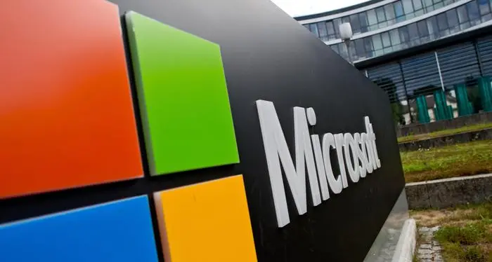 Riconoscimento volto: frenata di Microsoft