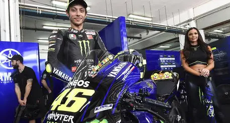 La fidanzata di Rossi: «Non credo a un passo indietro di Vale»