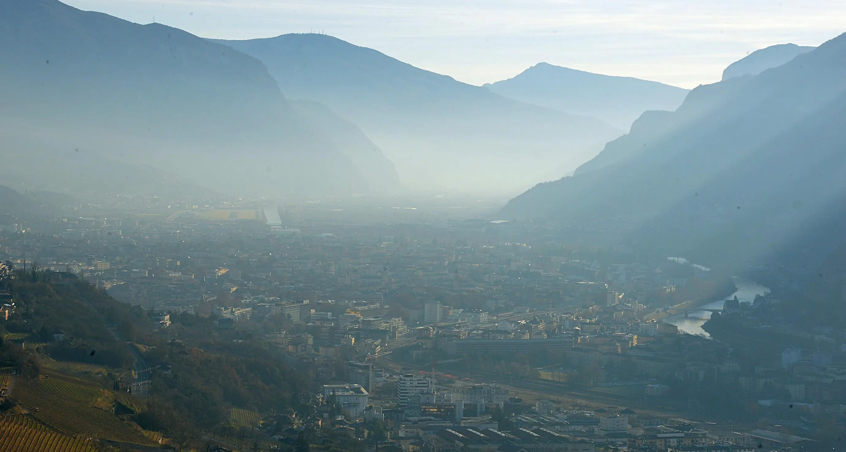 Niente pioggia, sul Trentino in gennaio l'aria è stata spesso \"scadente\" ecco il report sull'inquinamento