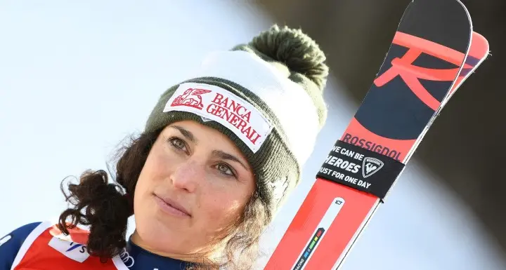 Brignone incredibile: 2ª in discesa Vince la Rebensburg, Goggia 4ª
