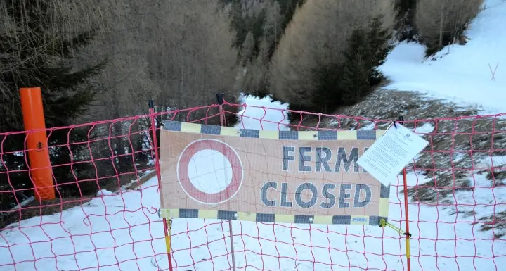 Morì in pista in Panarotta: in cinque a processo Bruno Paoli era uno sciatore esperto precipitò per otto metri oltre il bordo del tracciato