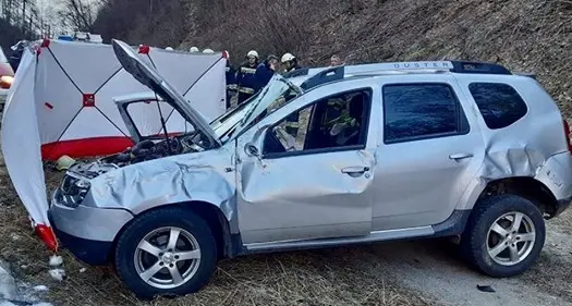 Sbanda e si ribalta più volte muore in Val Senales una donna di 55 anni