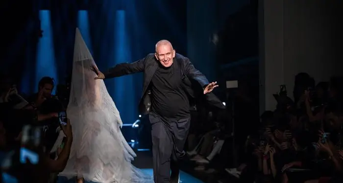 Jean Paul Gaultier lascia: addio alle sfilate il 22 gennaio ed il futuro è un mistero
