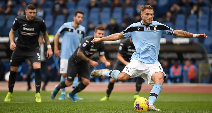 Valanga Lazio, fa crollare anche la Samp