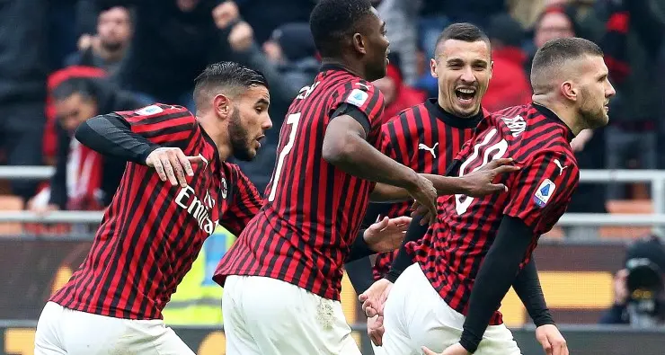 Serie A: l'Inter frena a Lecce Rebic lancia il Milan Rosso per Balotelli