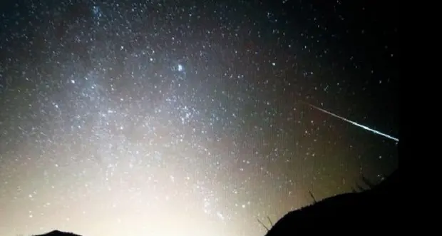 Bolide nei cieli del Nord Italia, è caccia ai frammenti