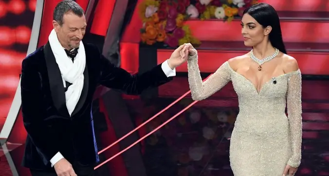 Amadeus svela Sanremo: in marzo, con tantissimi giovani (e Fiorello)