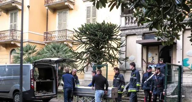 Trovato morto alla \"Miralago\" stroncato da una overdose