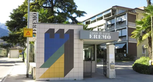 Coronavirus: la Casa di cura Eremo di Arco vieta le visite ai malati, i parenti protestano L'ad Fontana: «E' per tutelare i pazienti»