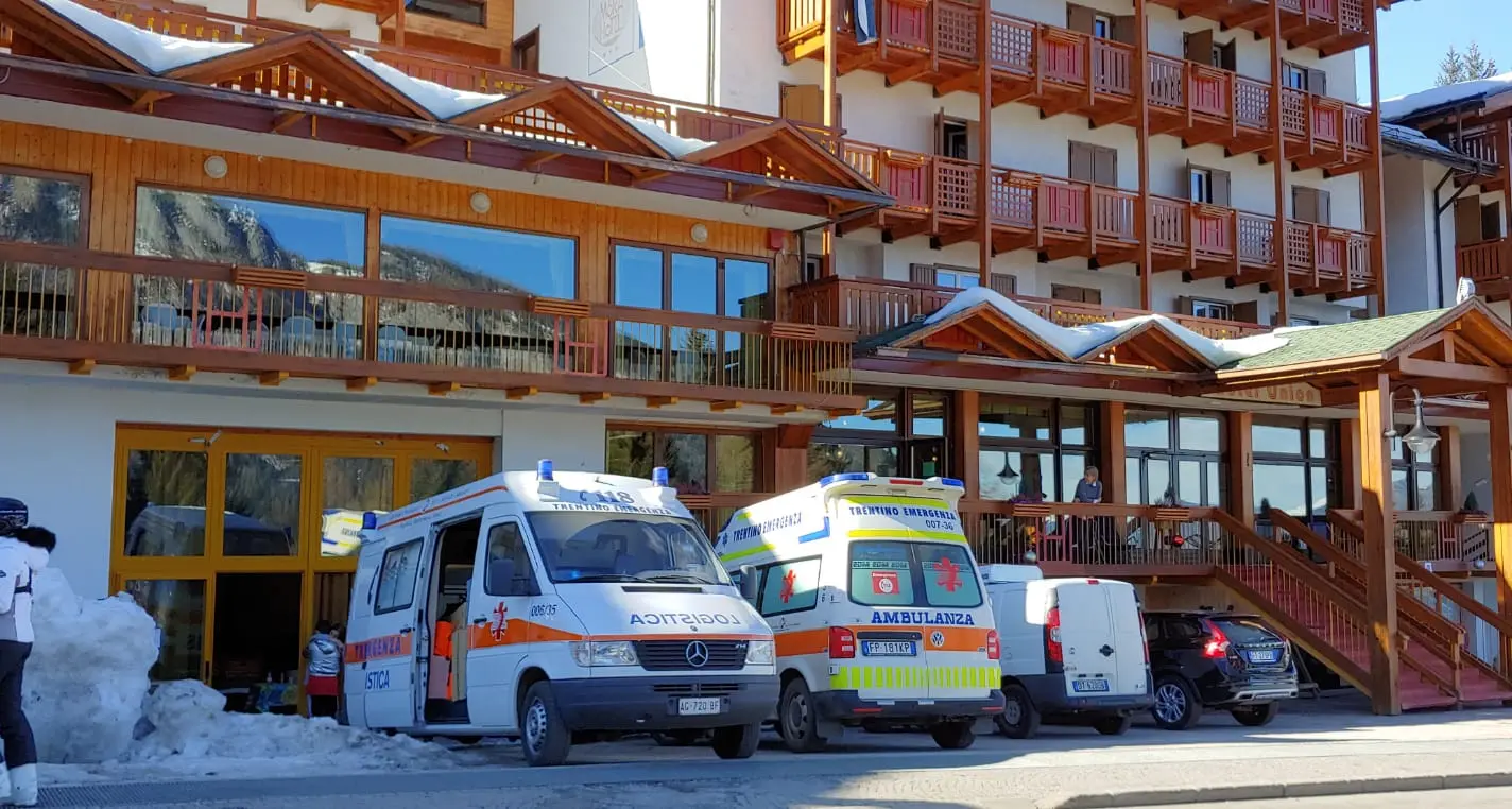 Folgarida, nuova ondata di malori in albergo Decine di ragazzi finiti ko nello stesso hotel