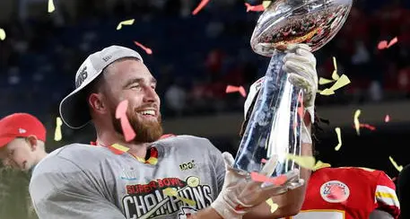 Il Superbowl ai Chiefs gaffe del presidente Trump che sbaglia Kansas e Missouri