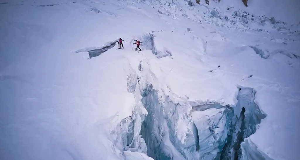 Moro cade in un crepaccio Tamara Lunger lo trattiene: i due alpinisti salvi per miracolo