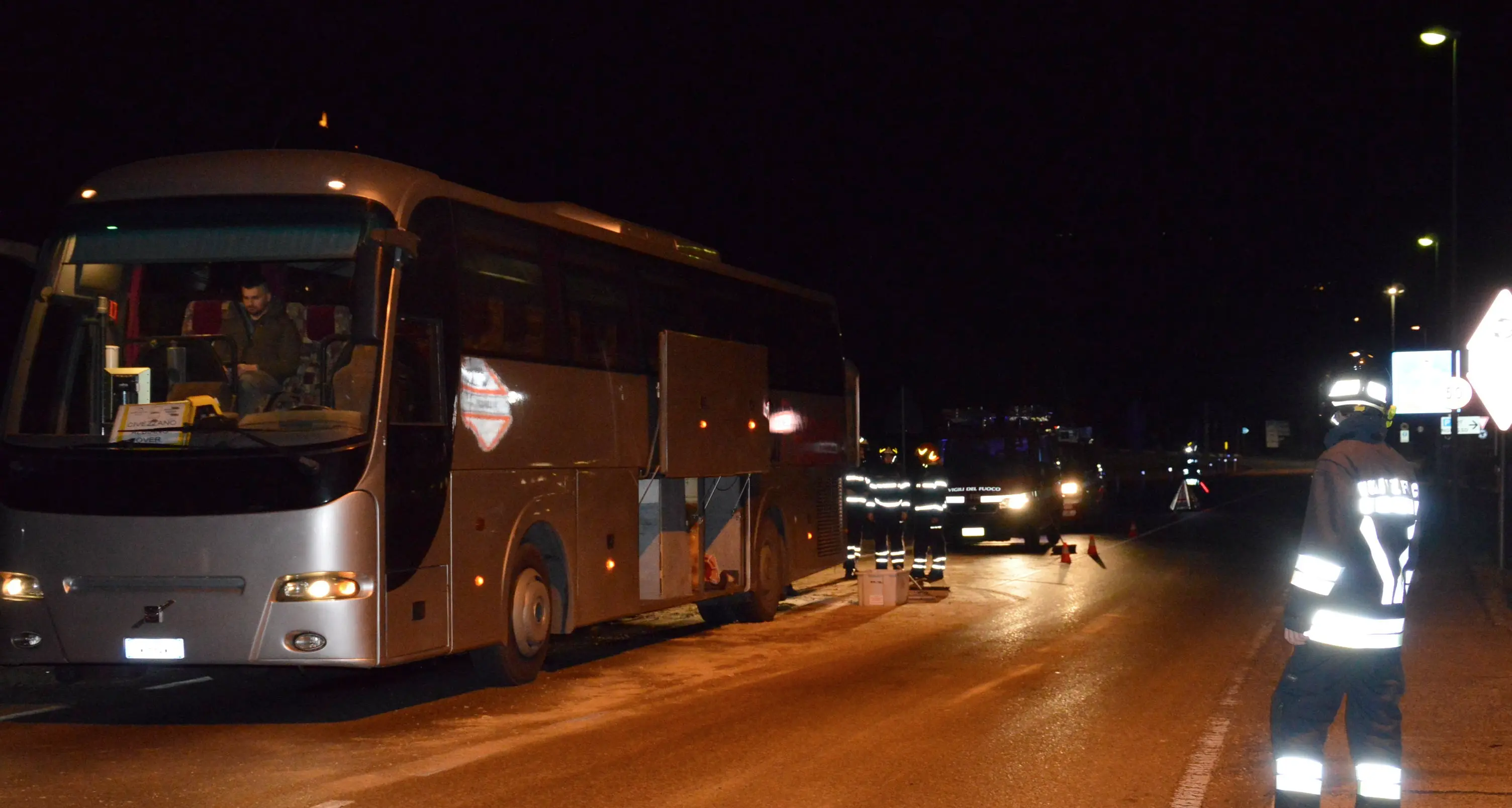 La corriera del sabato va in tilt: a Civezzano intervengono i vigili del fuoco