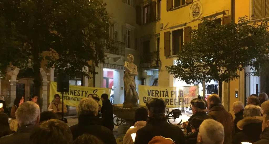 A 4 anni dalla morte di Regeni fiaccolata in piazza Pasi per chiedere verità e giustizia