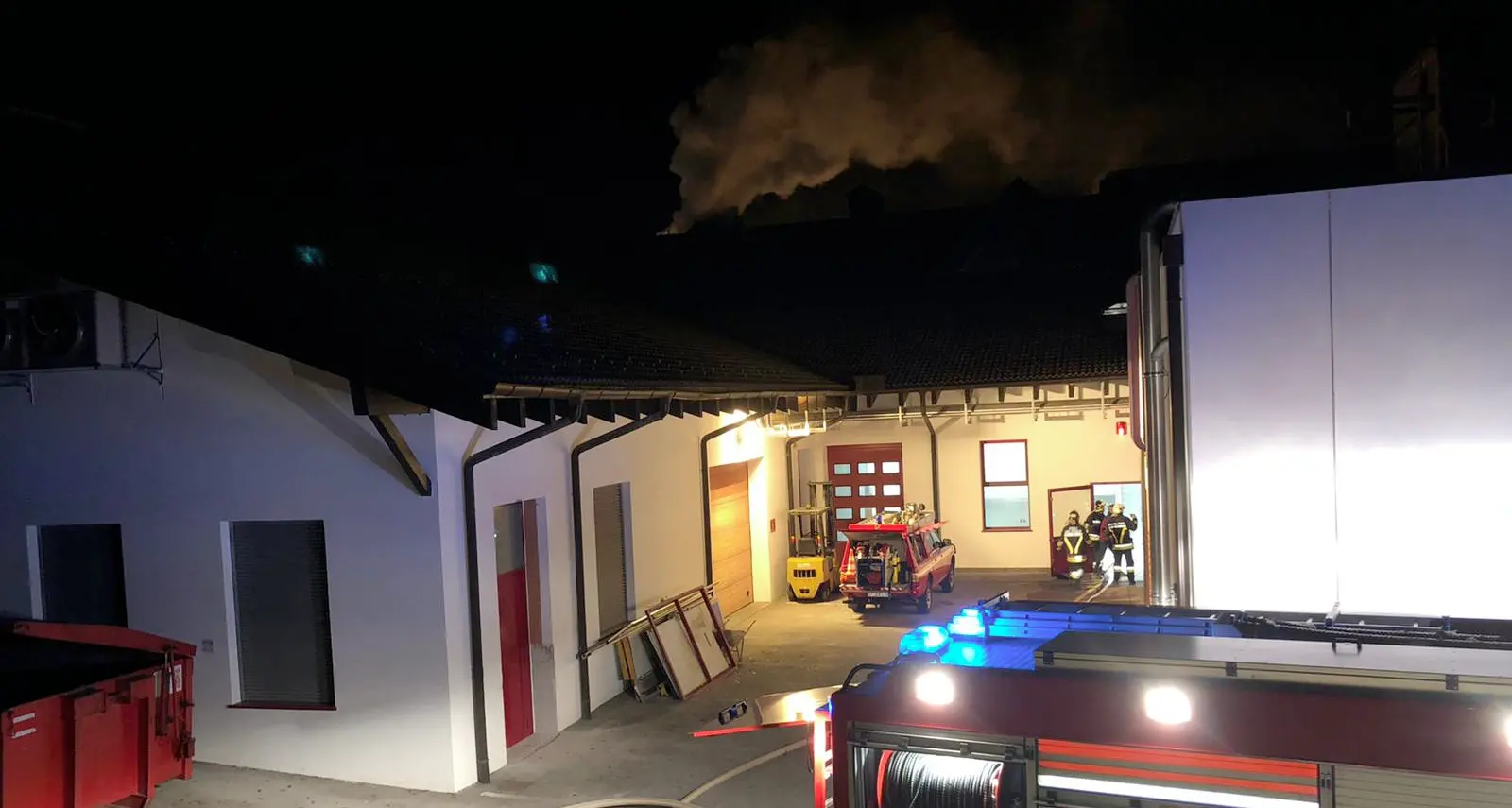Fiavè: allarme incendio allo stabilimento Erika Eis per un cortocircuito