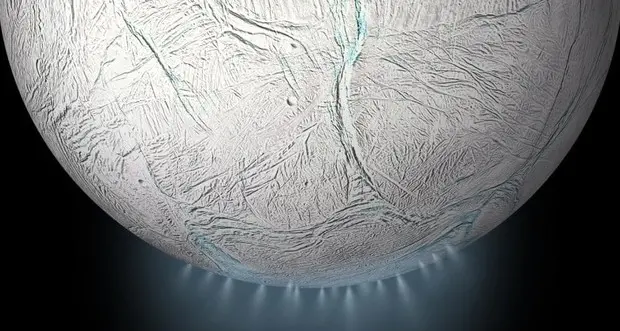 Può ospitare la vita l’oceano della più suggestiva luna di Saturno