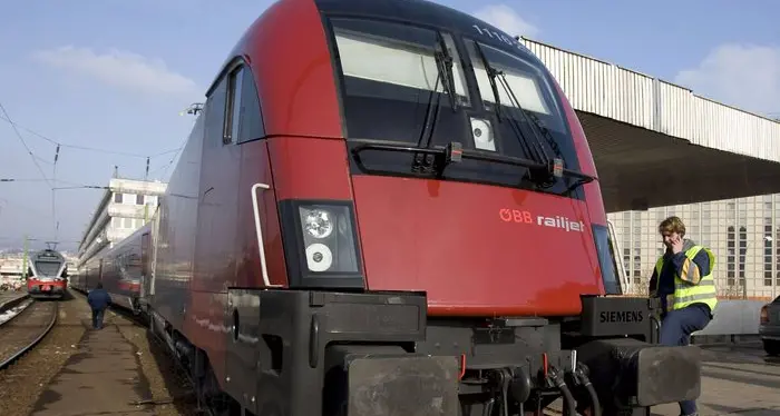Il Tirolo vuole il treno diretto Pusteria-Vienna