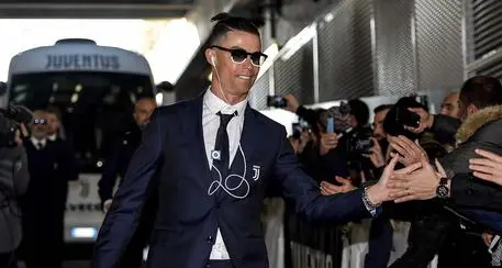Dopo il ko con il Napoli Sarri chiede lucidità alla Juve (e Ronaldo è star dei social)