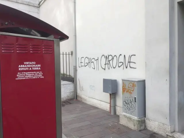scritte contro la lega - vicolao san giovanni