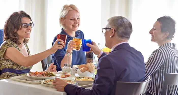 Pausa pranzo fuori casa: è breve e \"leggera\"
