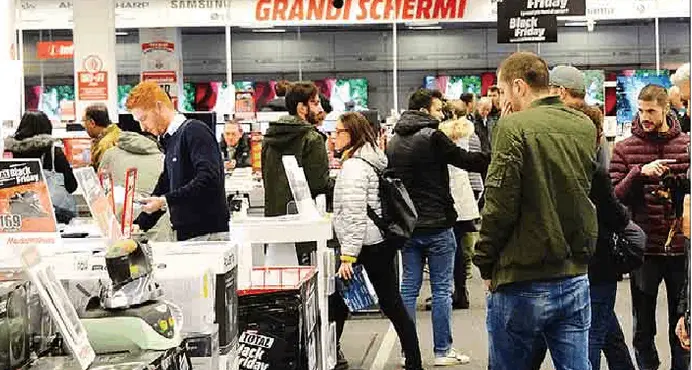 Corsa a indebitarsi per fare acquisti