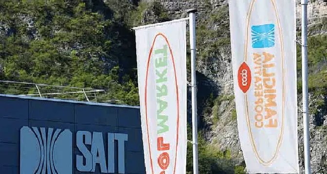 Chiusure domenicali, il Sait prepara i ricorsi e la giunta tira dritto fino alla sentenza