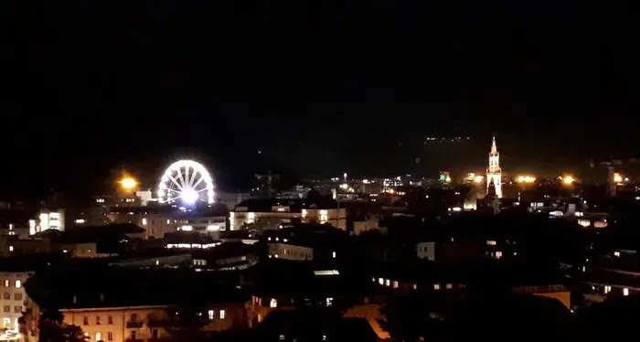 Accoltellato al parco della Stazione vicino alla ruota panoramica